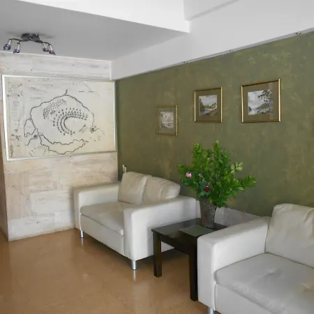 Galaxy Hotel 2*